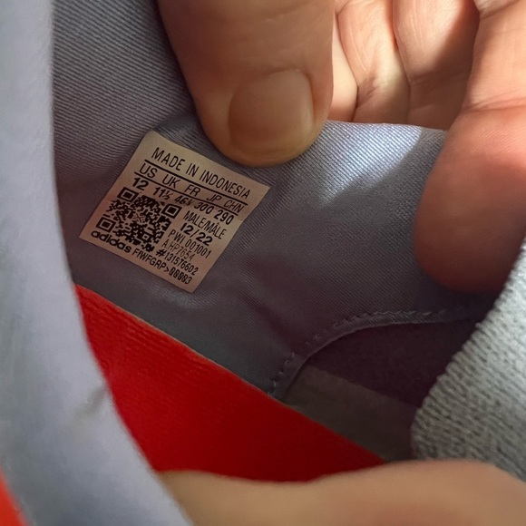 4DFWD 2 RUNNING SHOES | brand new. Wore around the house a few times. - Picture 5 of 5